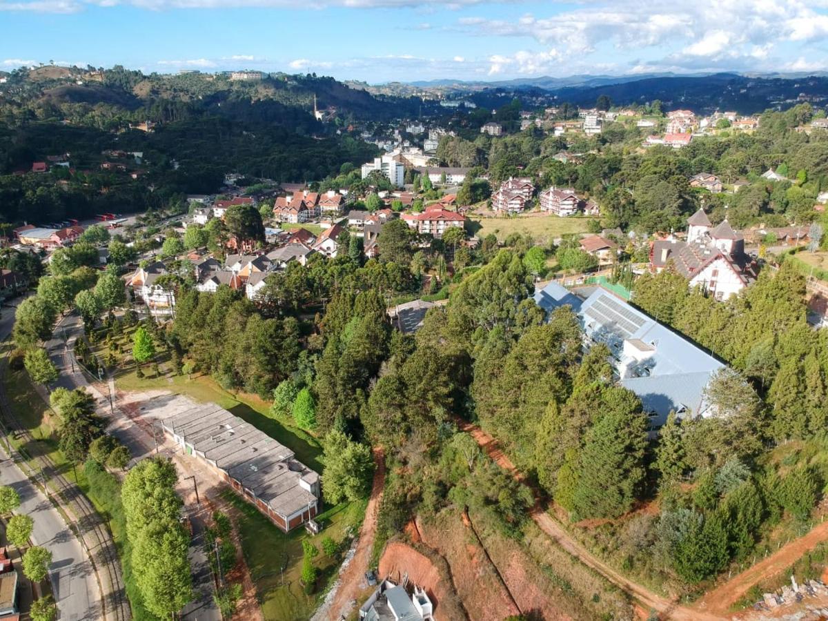 Excelente Apto A 2 Km Centrinho Turistico * Campos do Jordao